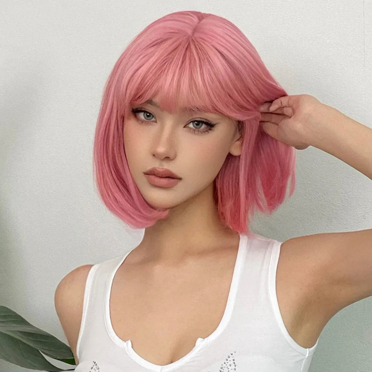 LOUIS FERRE Pink Straight Bob Wig for Women - Short Synthetic Wig with Bangs, Cute Heat Resistant Cosplay Hairstyle Sf8b47871b1ba4980ac570ccdd0c24873c